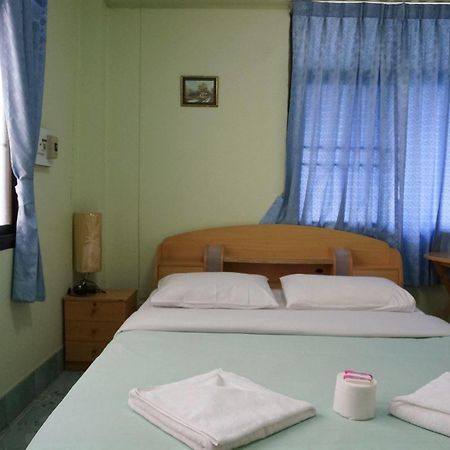 Celtic Inn Guest House Хуа Хин Экстерьер фото